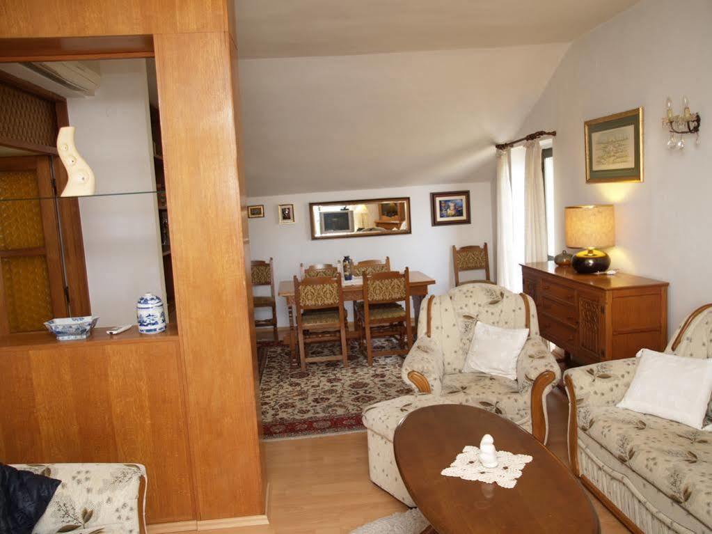 Two Palm Trees Apartment Ragusa Esterno foto
